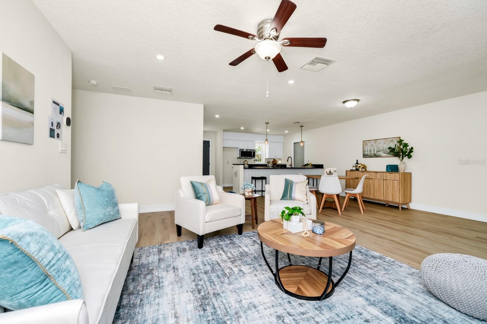 O6271638 Property Photo