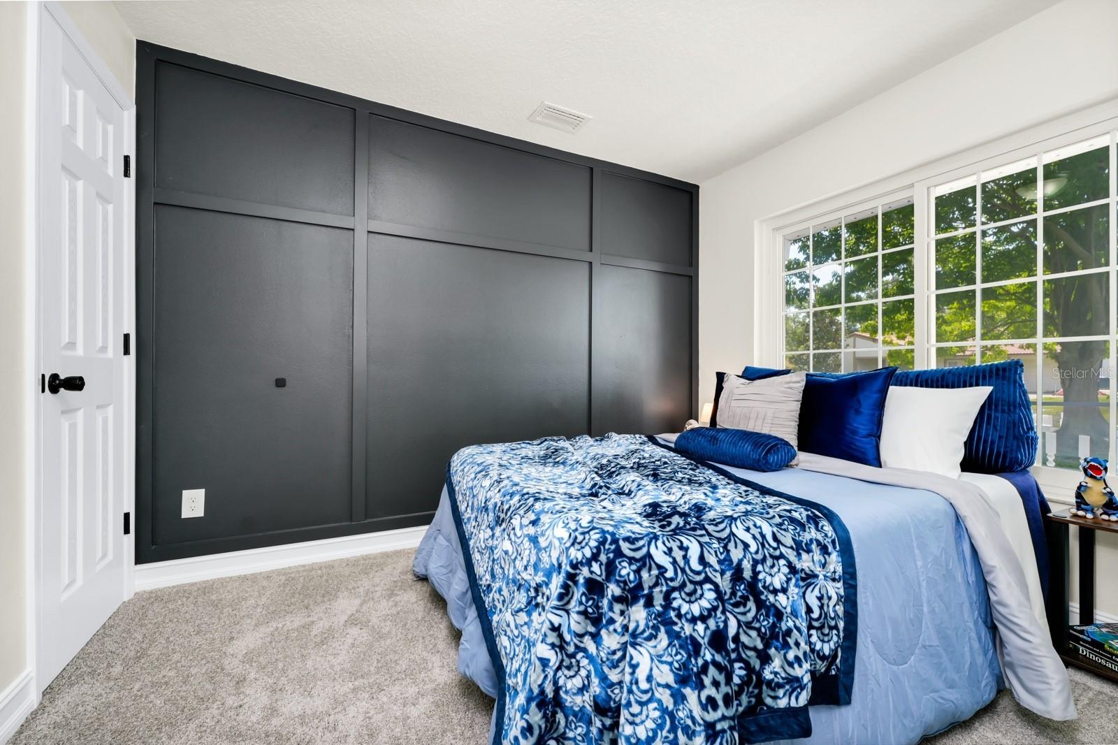 O6271638 Property Photo