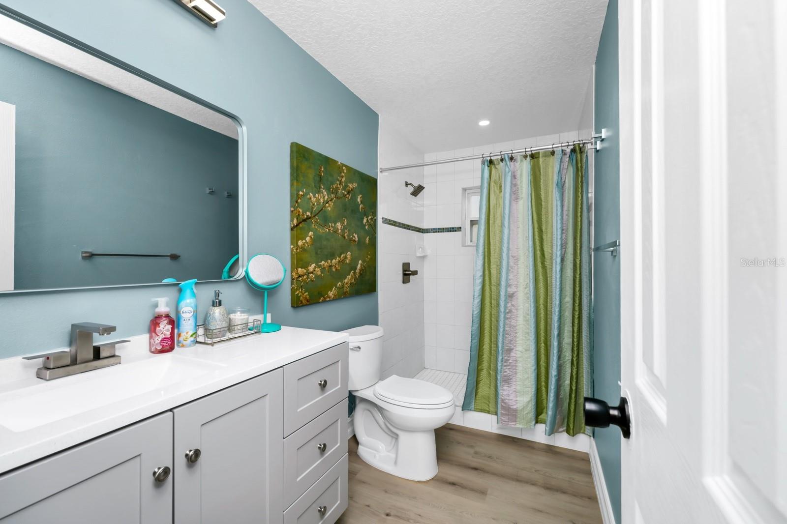 O6271638 Property Photo
