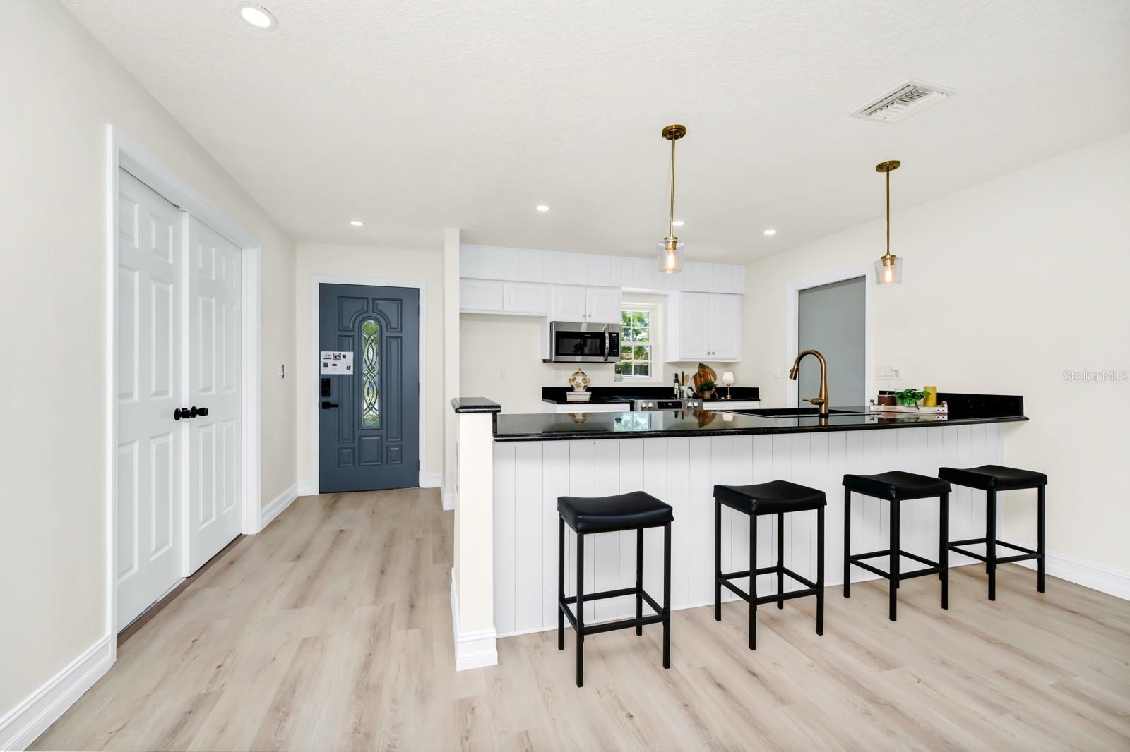 O6271638 Property Photo