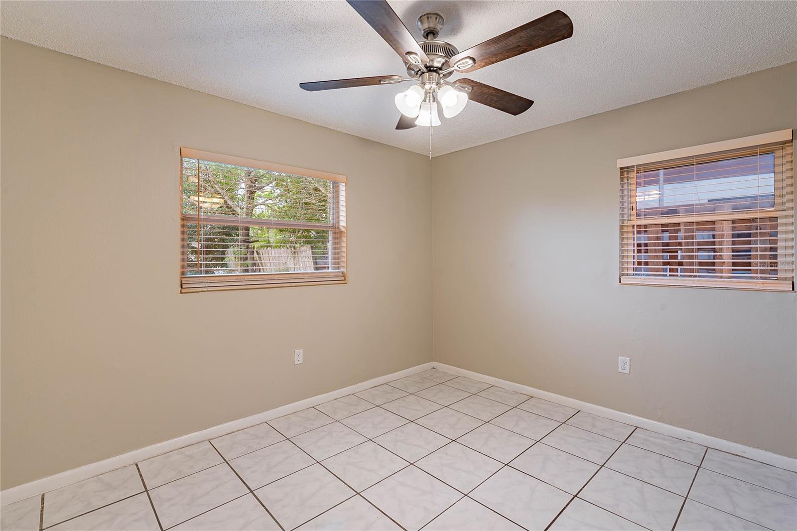 1335 LESCOT LN, ORLANDO, FL, 32811