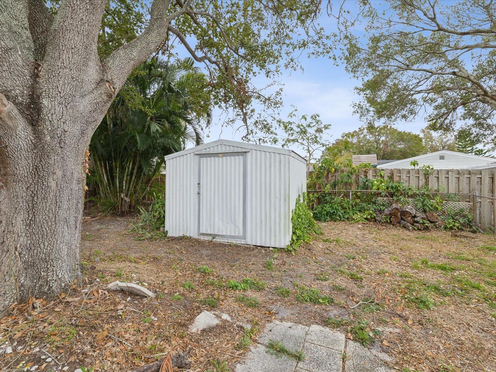 6509 S WEST SHORE CIR, TAMPA, FL, 33616