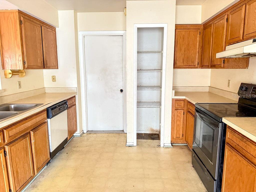 1823 NATCHEZ TRACE BLVD, ORLANDO, FL, 32818