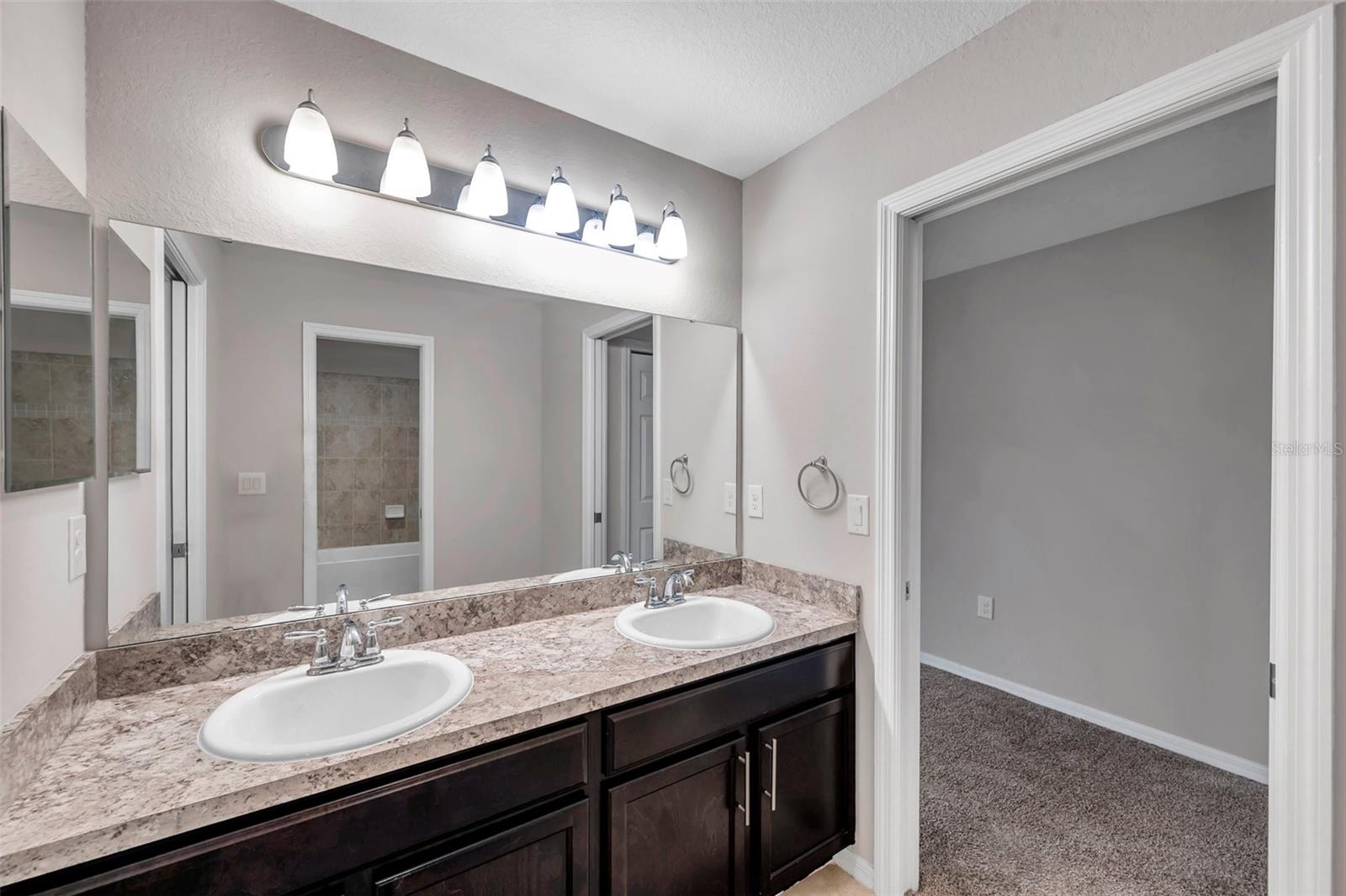 7228 MERLOT SIENNA AVE, GIBSONTON, FL, 33534