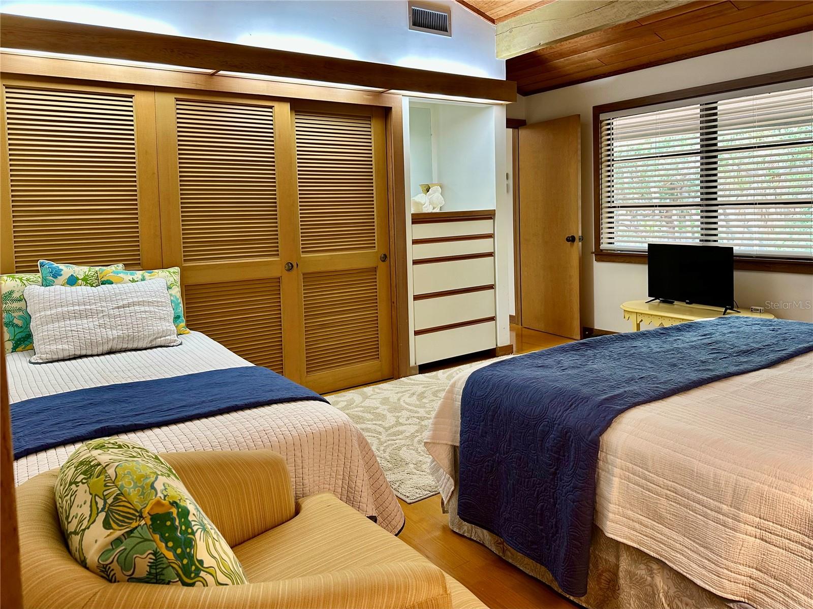 D6140046 Property Photo