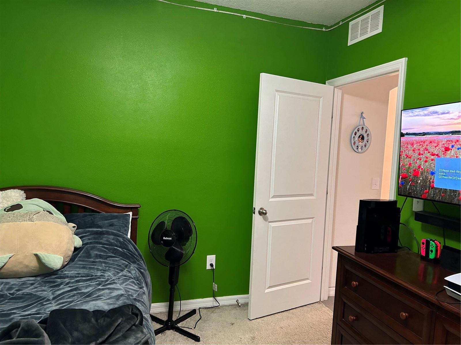 6882 SILVERADO RANCH BLVD, ZEPHYRHILLS, FL, 33541