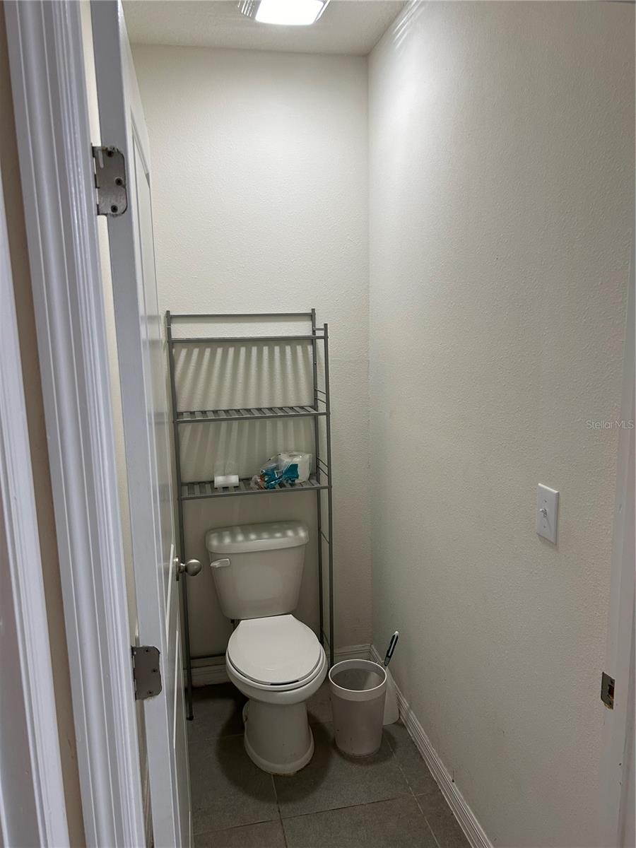 6882 SILVERADO RANCH BLVD, ZEPHYRHILLS, FL, 33541