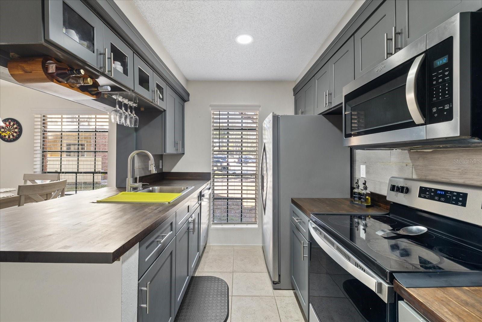 8724 MALLARD RESERVE DR #101, TAMPA, FL, 33614