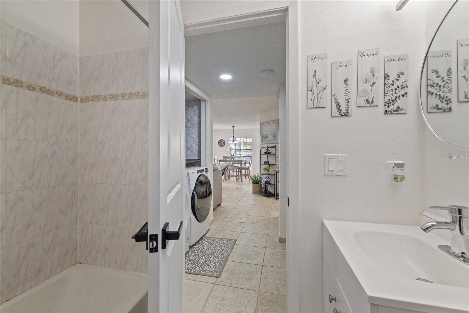 8724 MALLARD RESERVE DR #101, TAMPA, FL, 33614