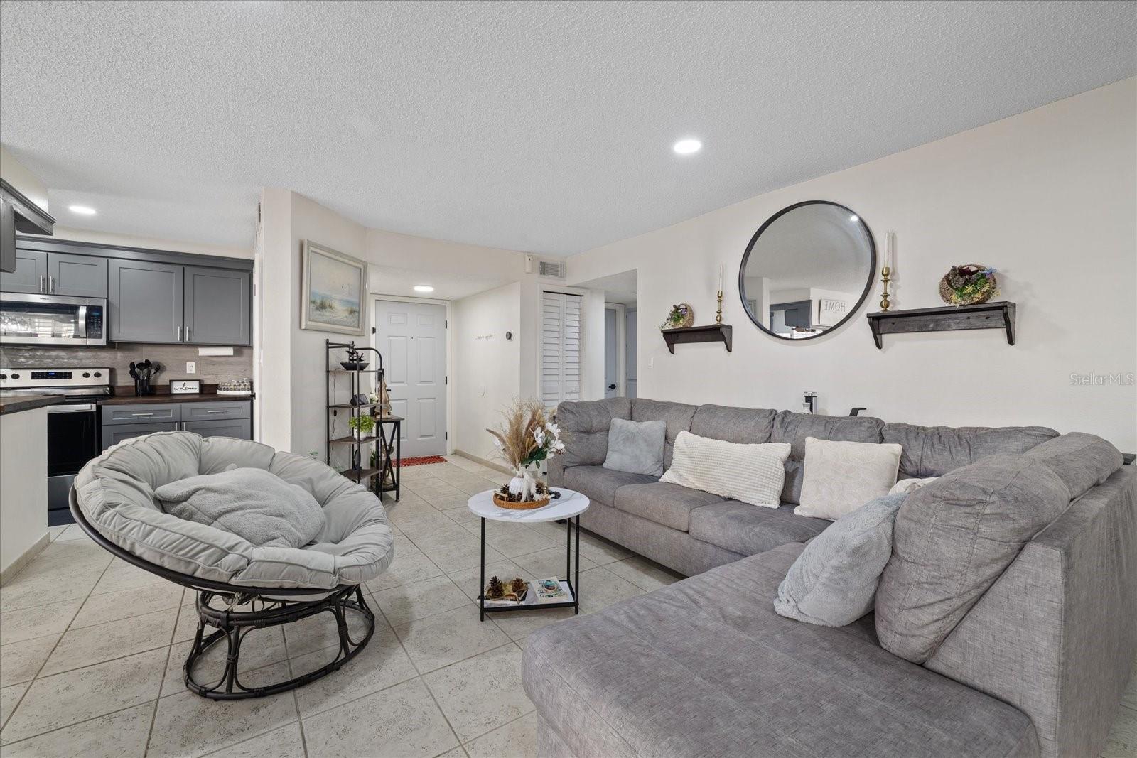 8724 MALLARD RESERVE DR #101, TAMPA, FL, 33614