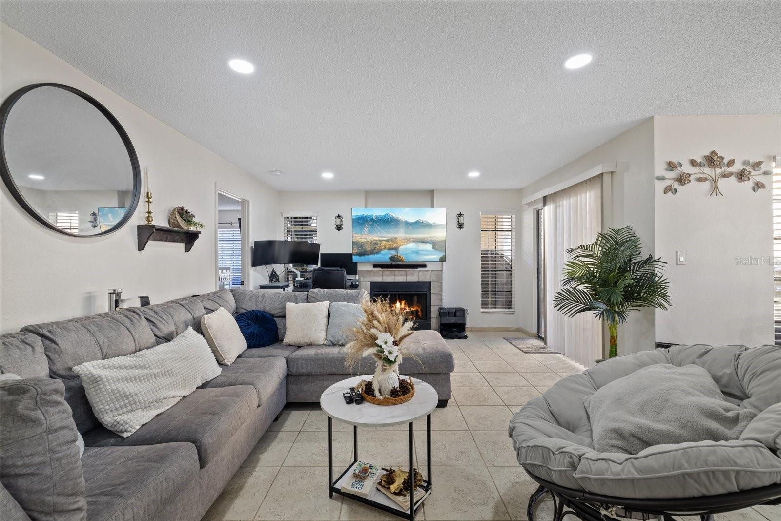 8724 MALLARD RESERVE DR #101, TAMPA, FL, 33614