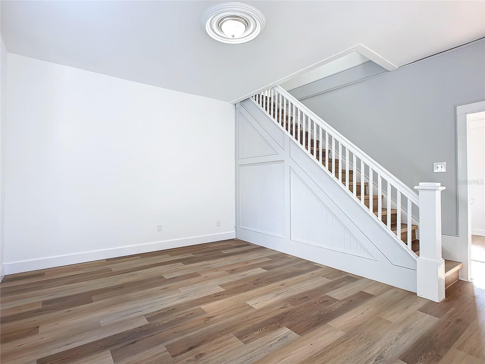 17 S OLEANDER AVE, DAYTONA BEACH, FL, 32118