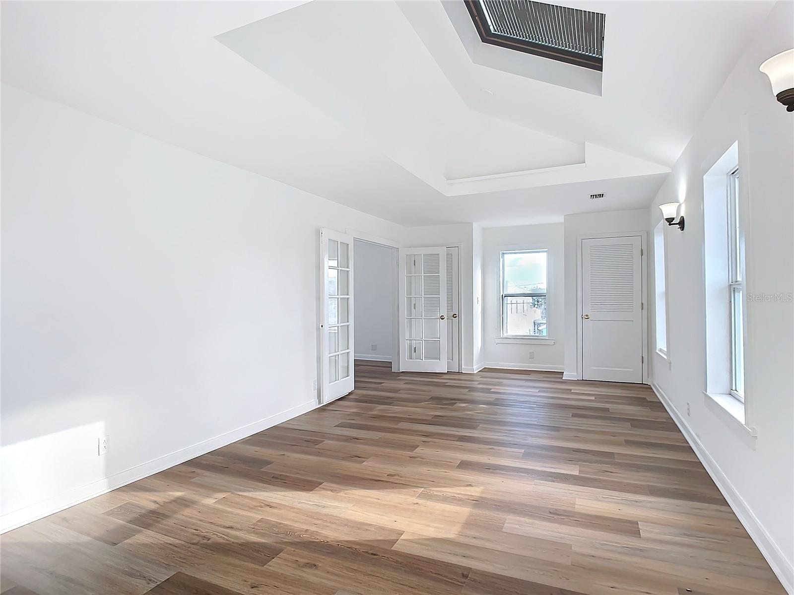 17 S OLEANDER AVE, DAYTONA BEACH, FL, 32118