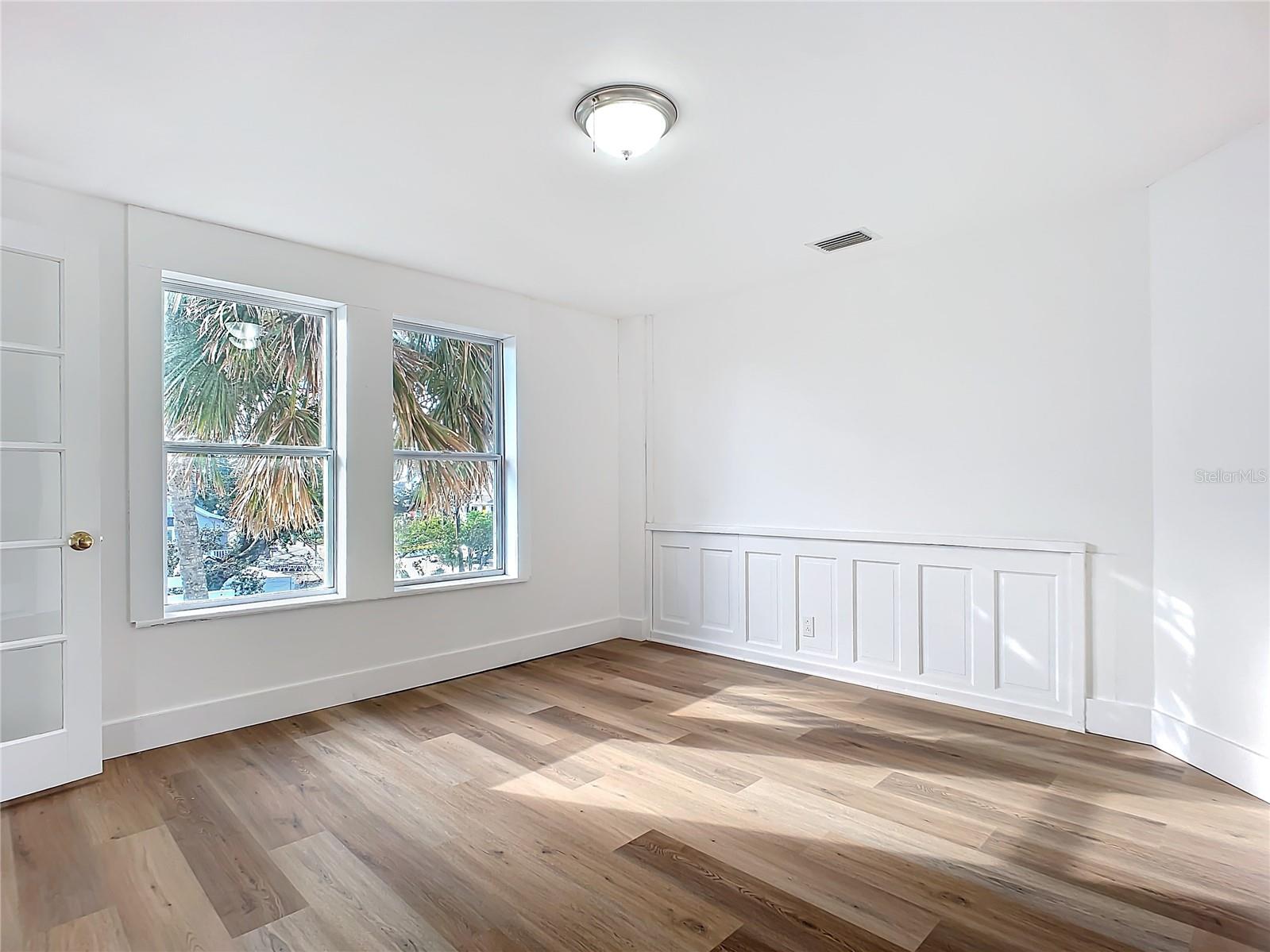 17 S OLEANDER AVE, DAYTONA BEACH, FL, 32118