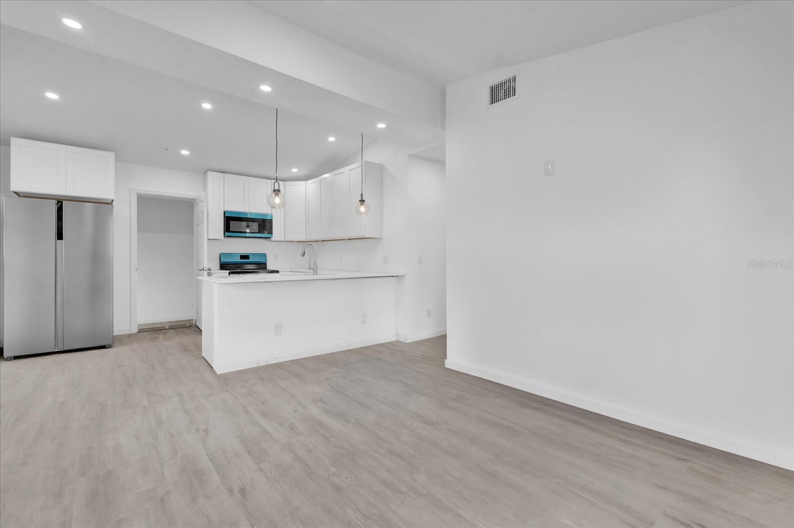 1650 E BAY ST, WINTER GARDEN, FL, 34787