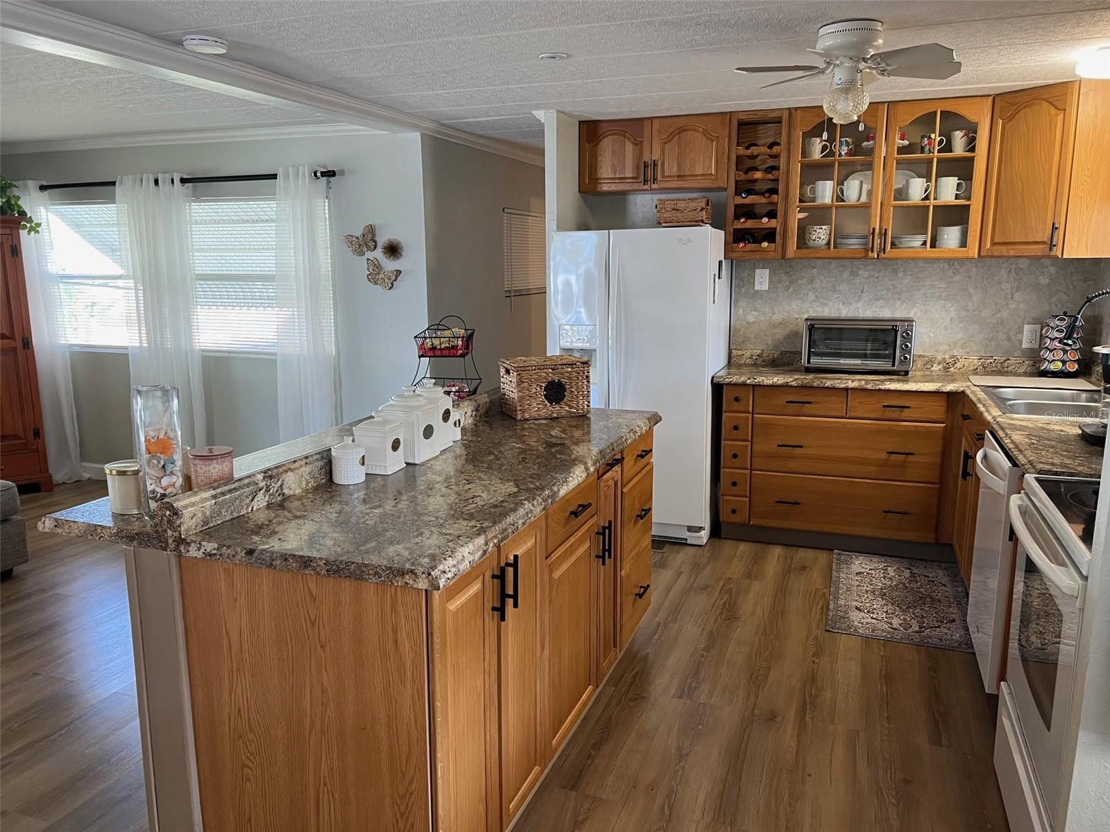 65 PINDO PALM ST W, LARGO, FL, 33770