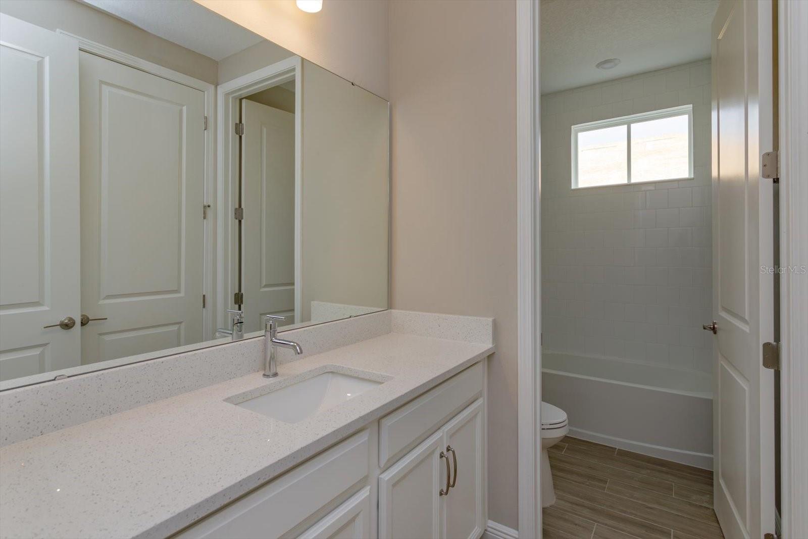 10049 BALLAST DR, ORLANDO, FL, 32827