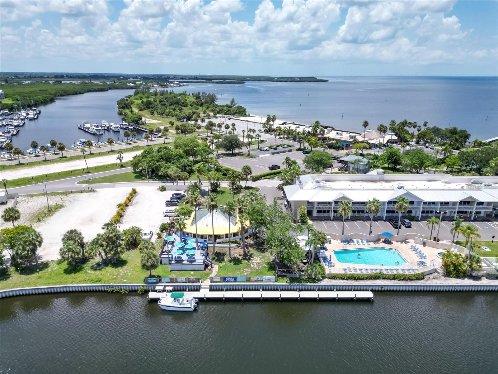 611 DESTINY DR #216, RUSKIN, FL, 33570