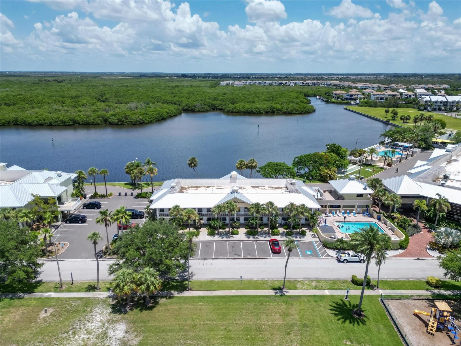 611 DESTINY DR #216, RUSKIN, FL, 33570