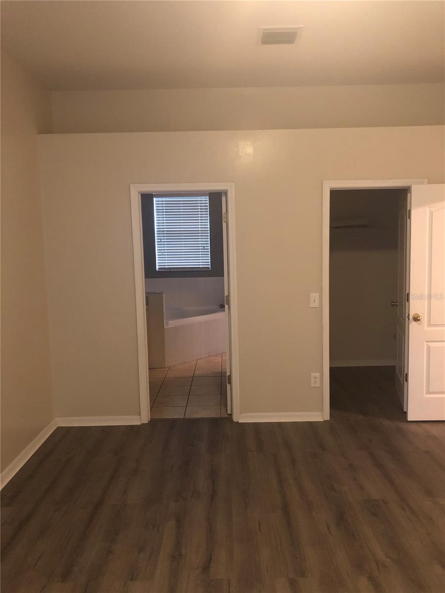 2711 ABBEY GROVE DR, VALRICO, FL, 33594