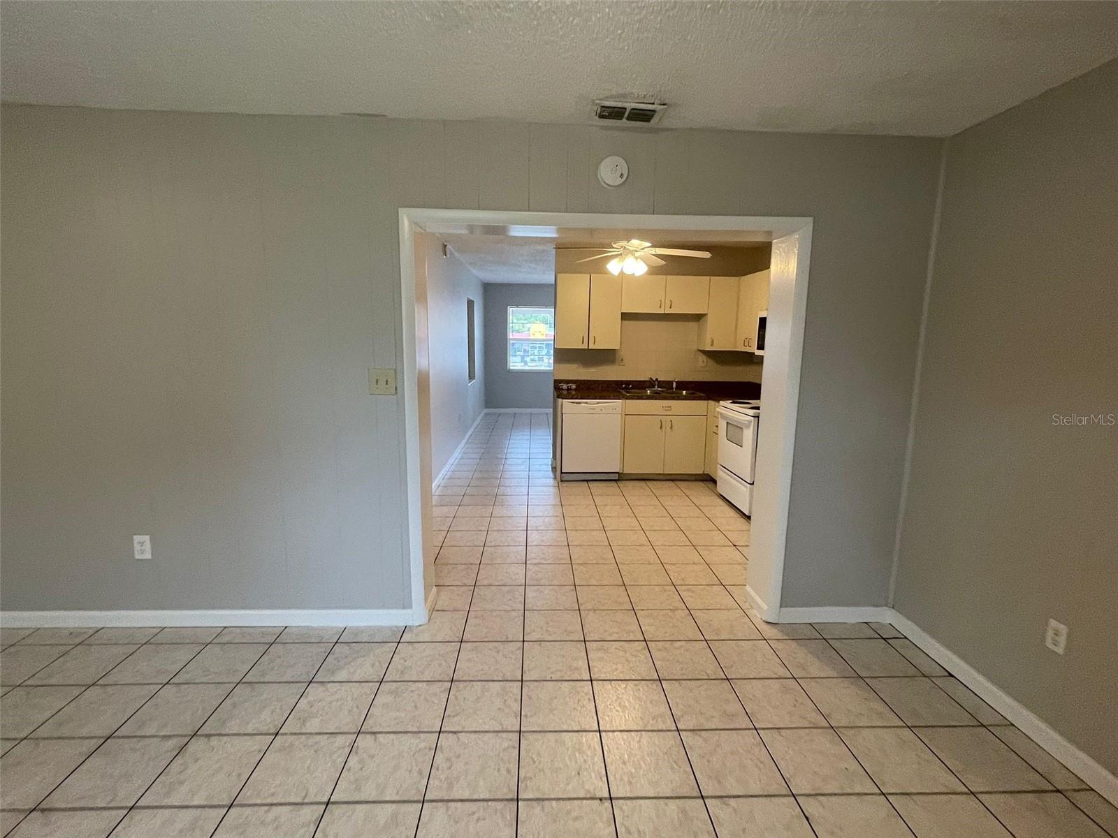 6102 MASSACHUSETTS AVE, NEW PORT RICHEY, FL, 34653