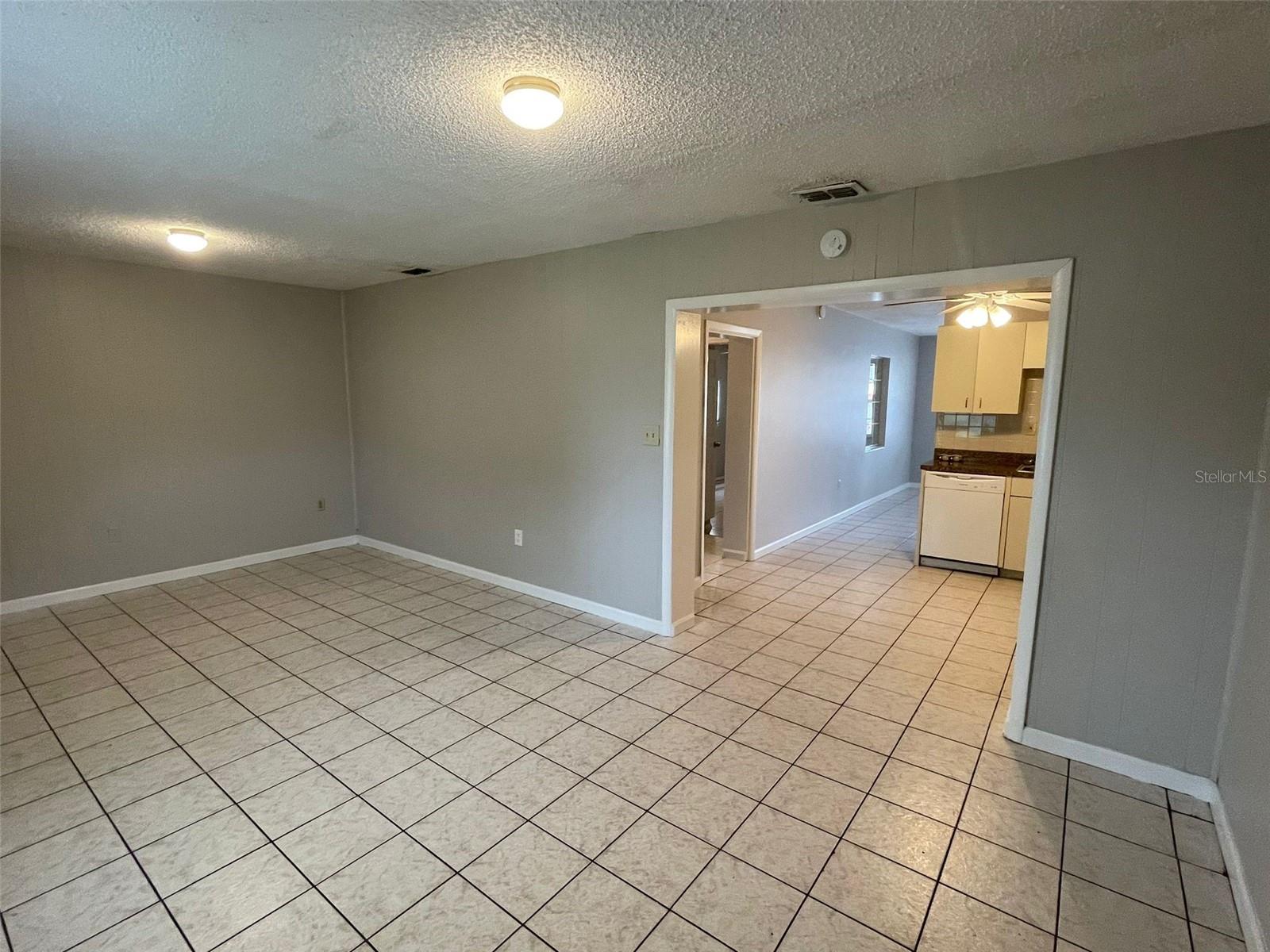 6102 MASSACHUSETTS AVE, NEW PORT RICHEY, FL, 34653