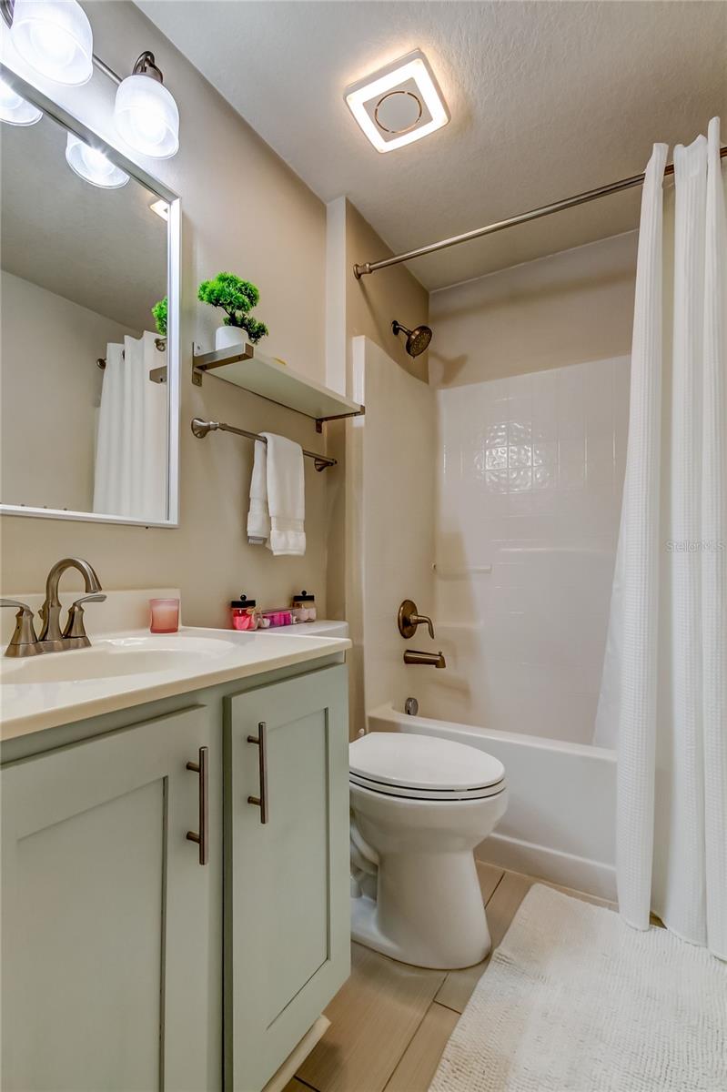 1308 ALHAMBRA CREST DR, RUSKIN, FL, 33570