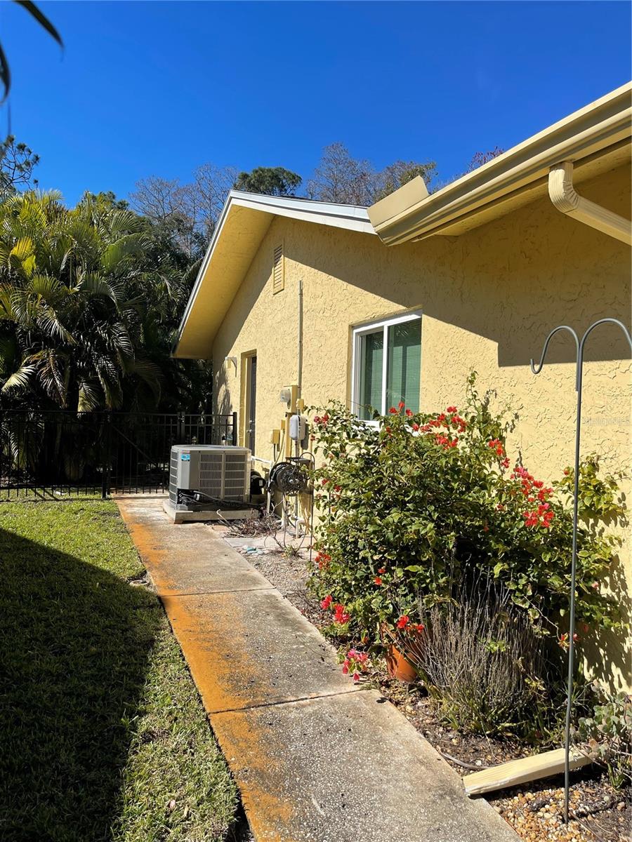 1010 MAINSAIL WAY, PALM HARBOR, FL, 34685