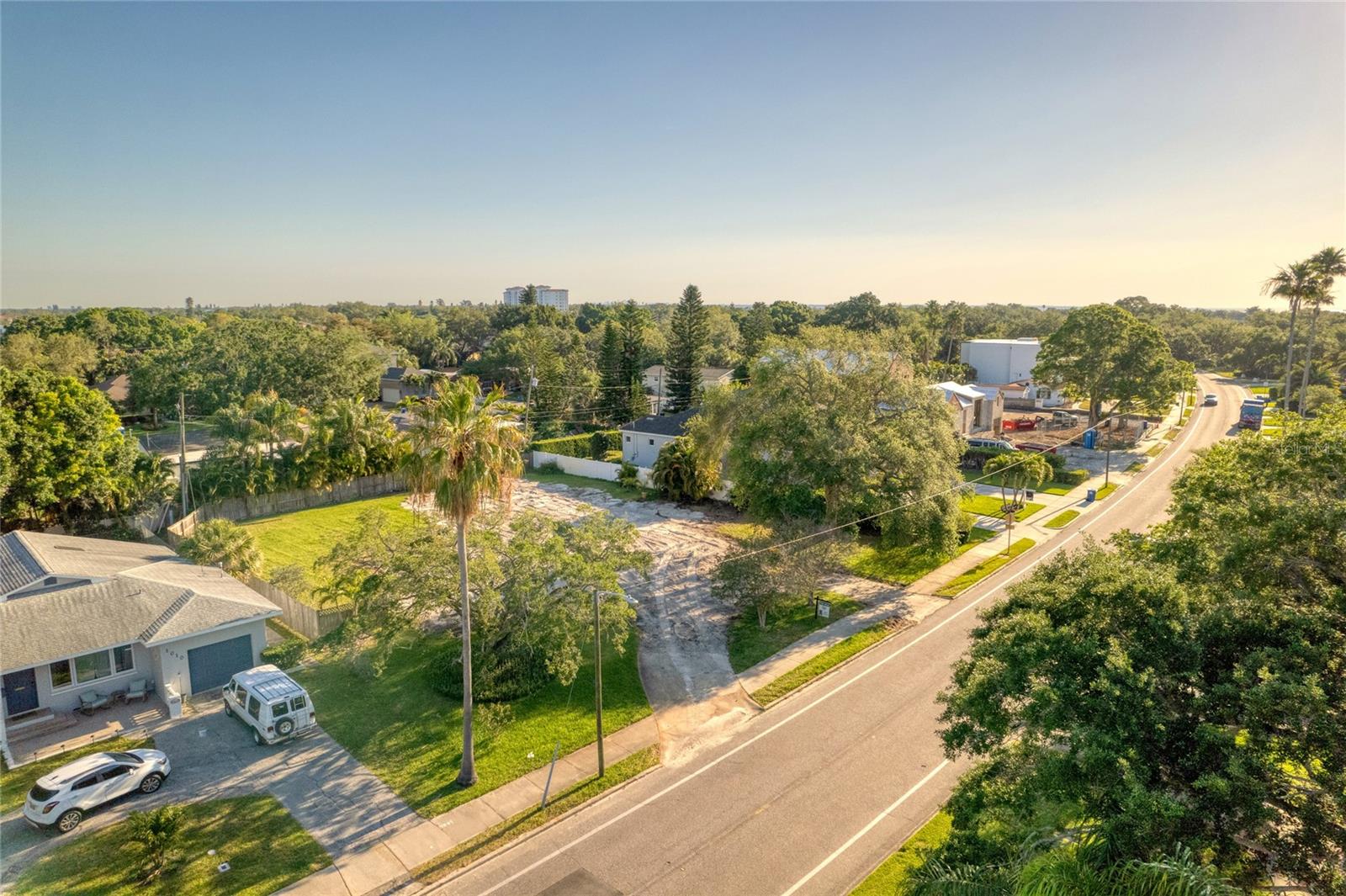 1020 SNELL ISLE BLVD NE, ST PETERSBURG, FL, 33704