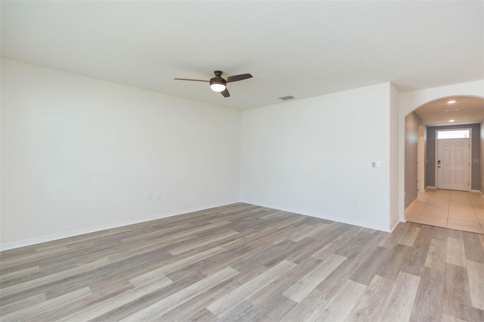 10205 GOLDEN LIGHT CT, RIVERVIEW, FL, 33578