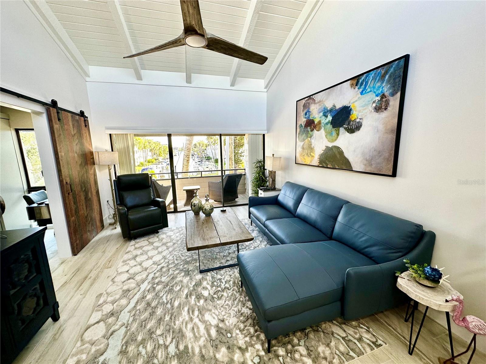 1555 TARPON CENTER DR #202, VENICE, FL, 34285