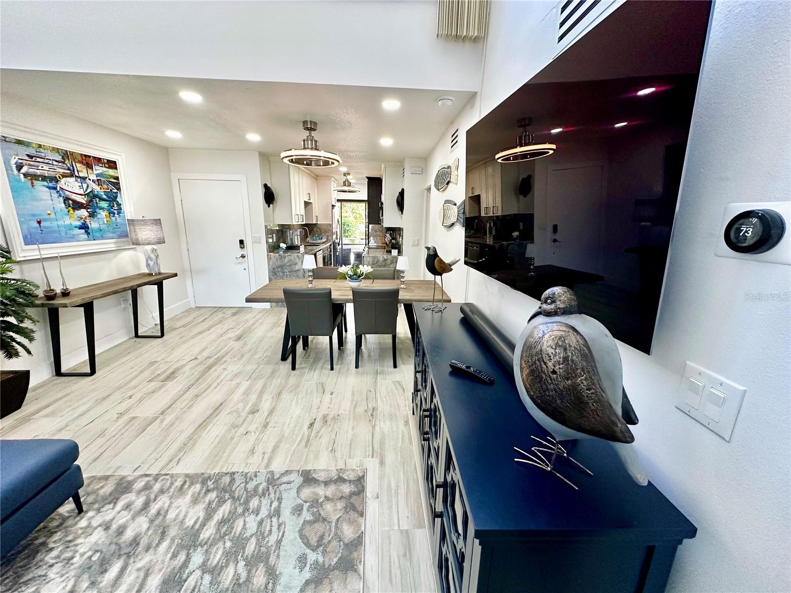 1555 TARPON CENTER DR #202, VENICE, FL, 34285