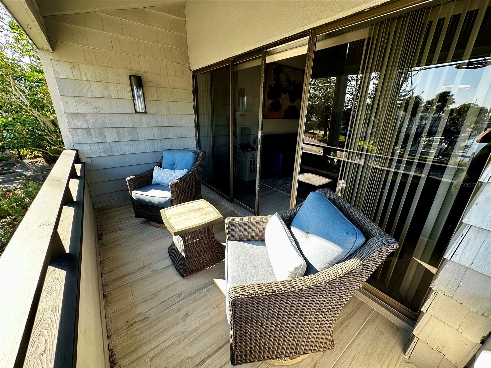 1555 TARPON CENTER DR #202, VENICE, FL, 34285