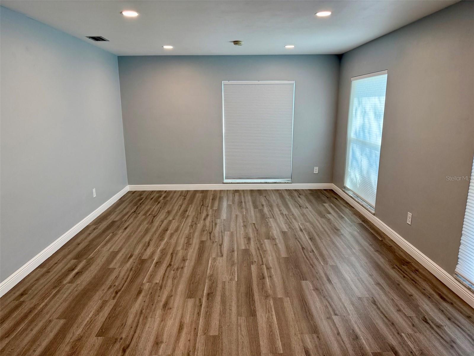 2260 ST CHARLES DR, CLEARWATER, FL, 33764