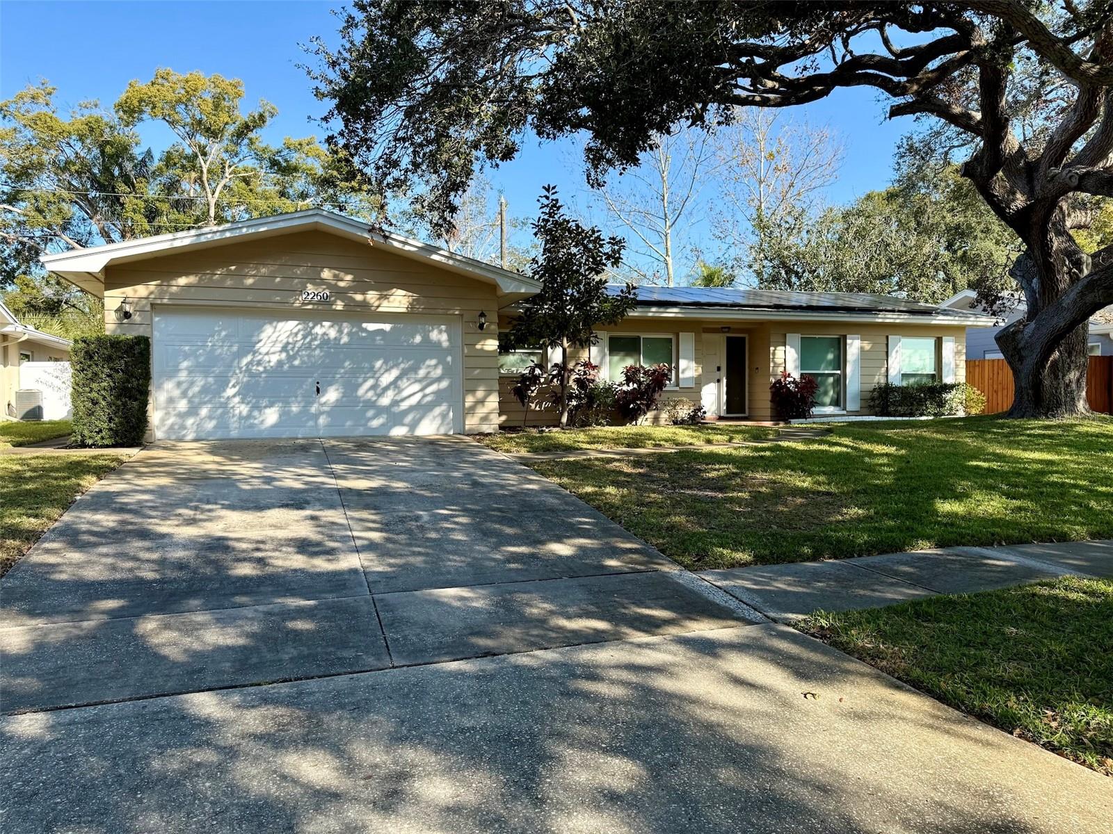 2260 ST CHARLES DR, CLEARWATER, FL, 33764