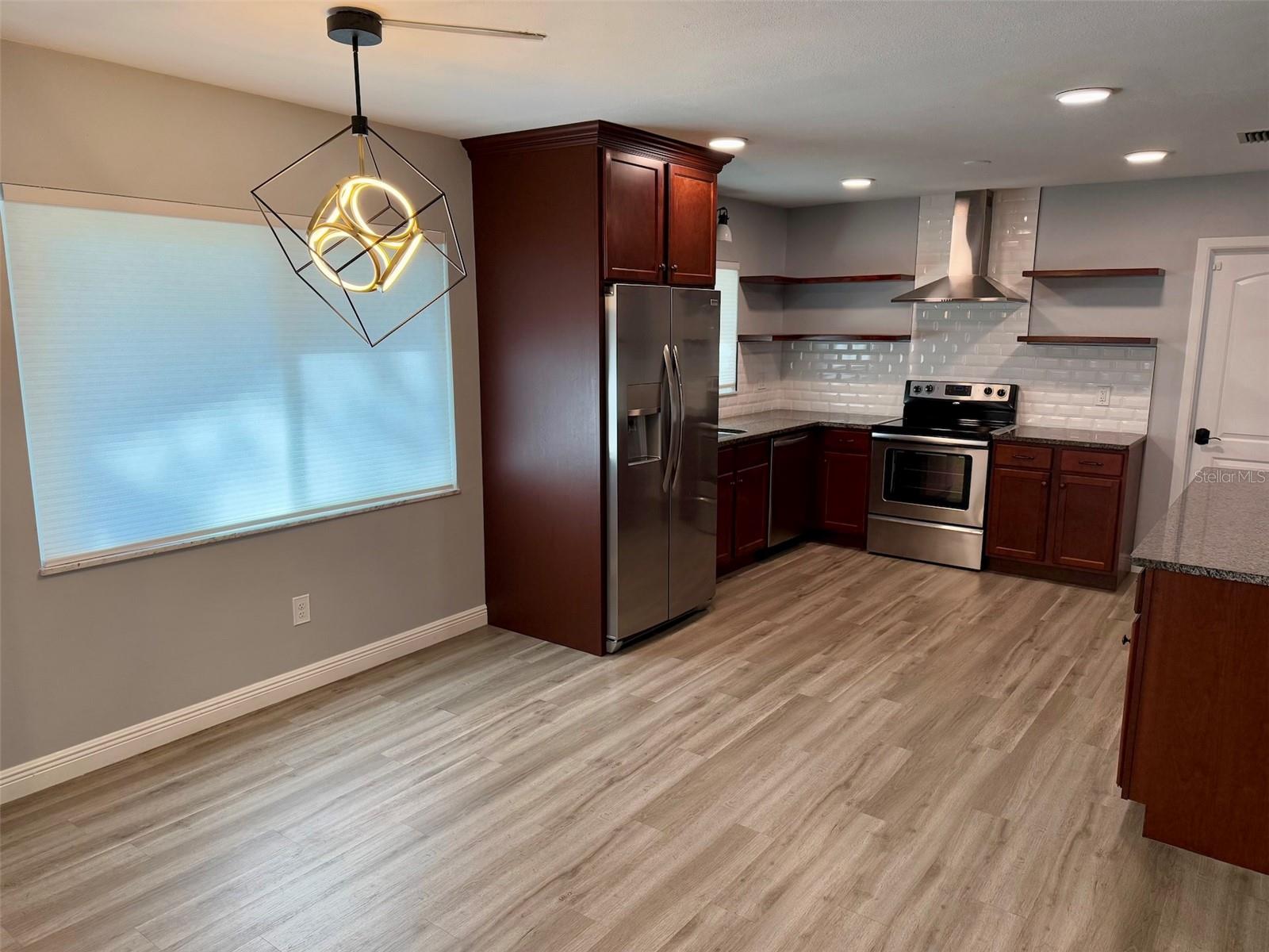 2260 ST CHARLES DR, CLEARWATER, FL, 33764