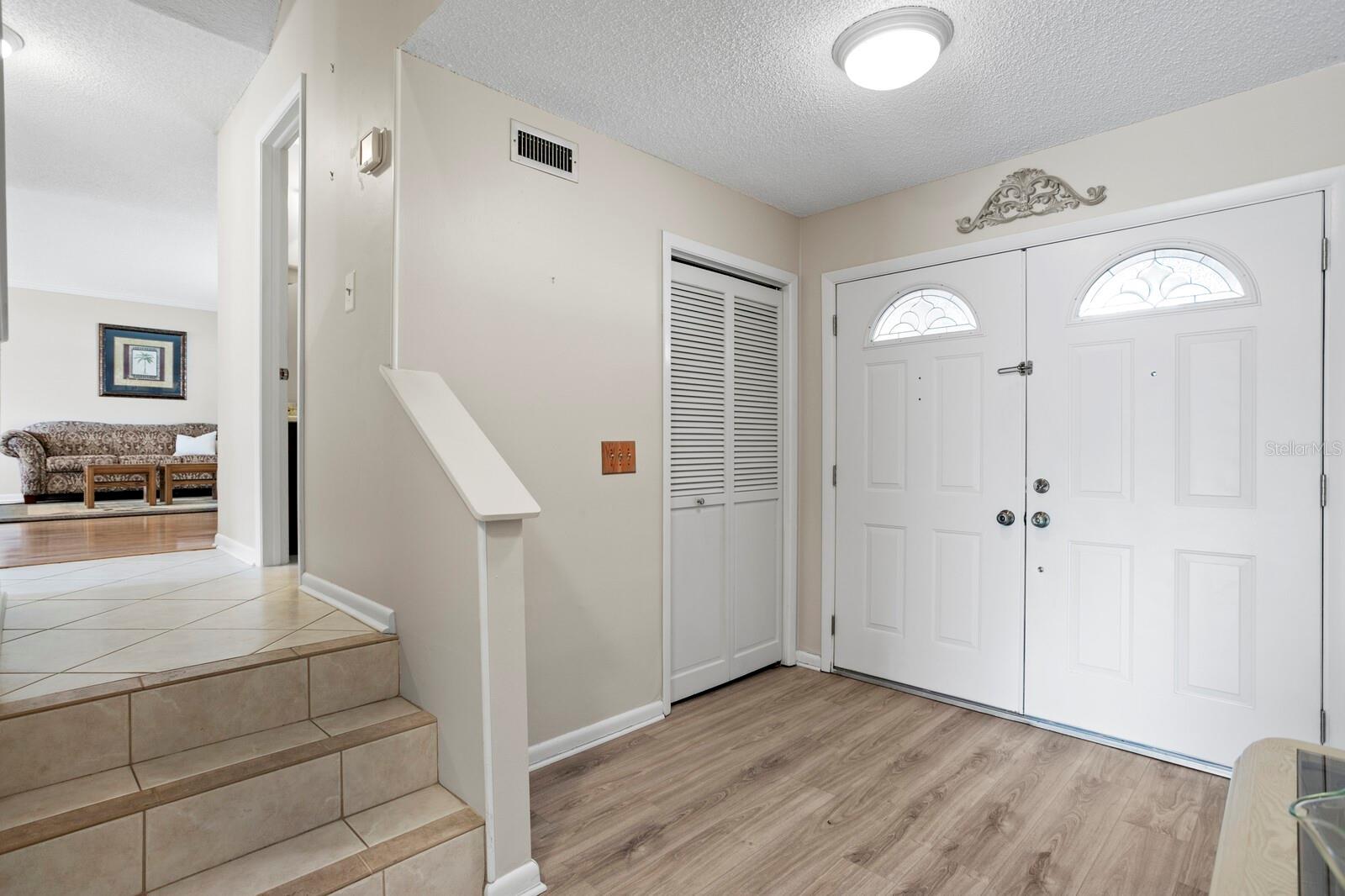 7601 OAKMOOR DR, TAMPA, FL, 33634