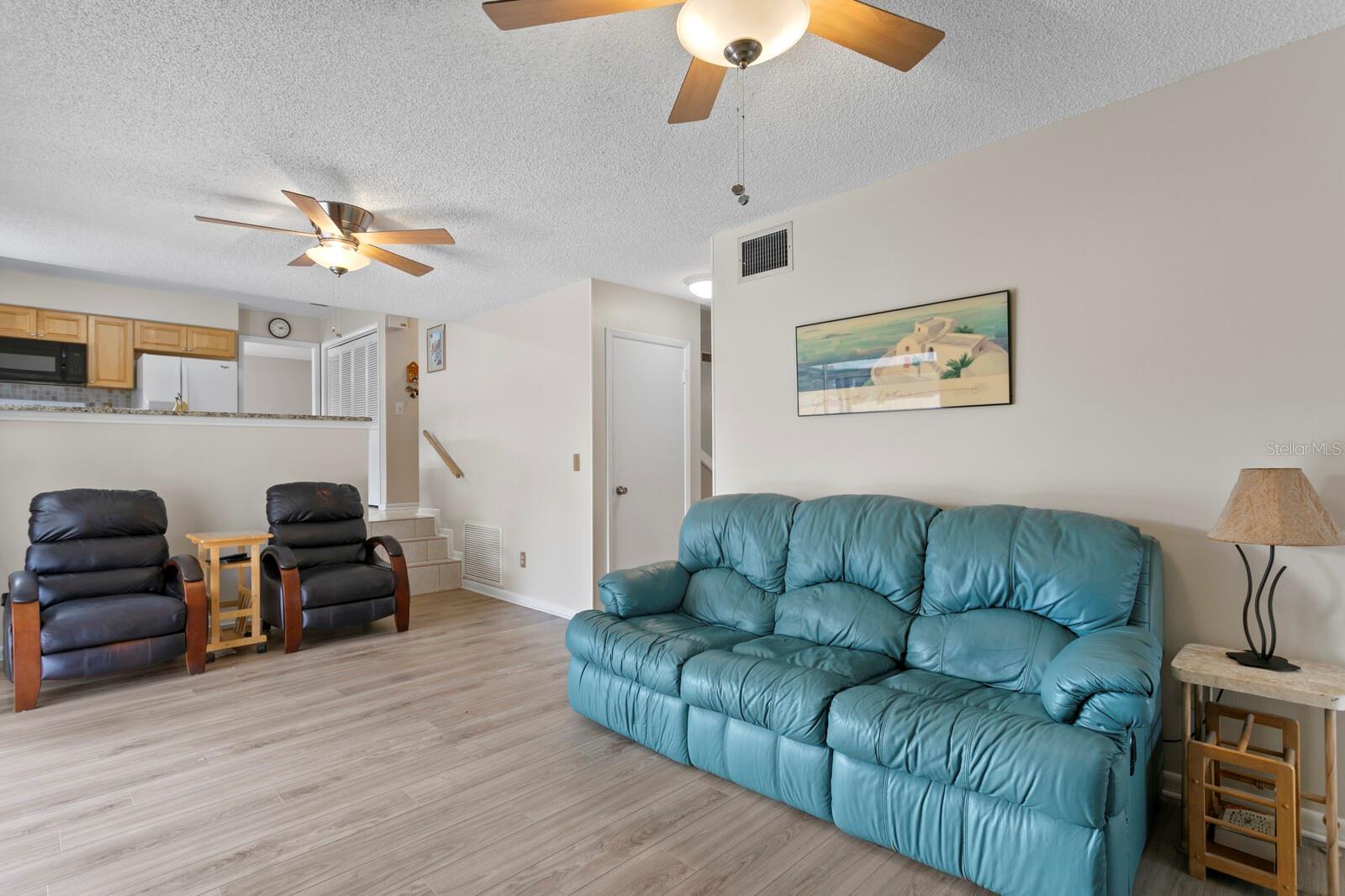 7601 OAKMOOR DR, TAMPA, FL, 33634