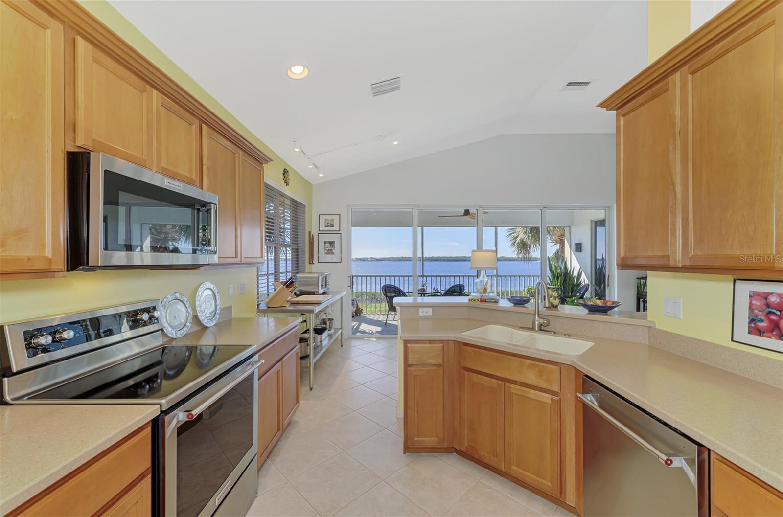 4628 CLUB DR #H201, PORT CHARLOTTE, FL, 33953