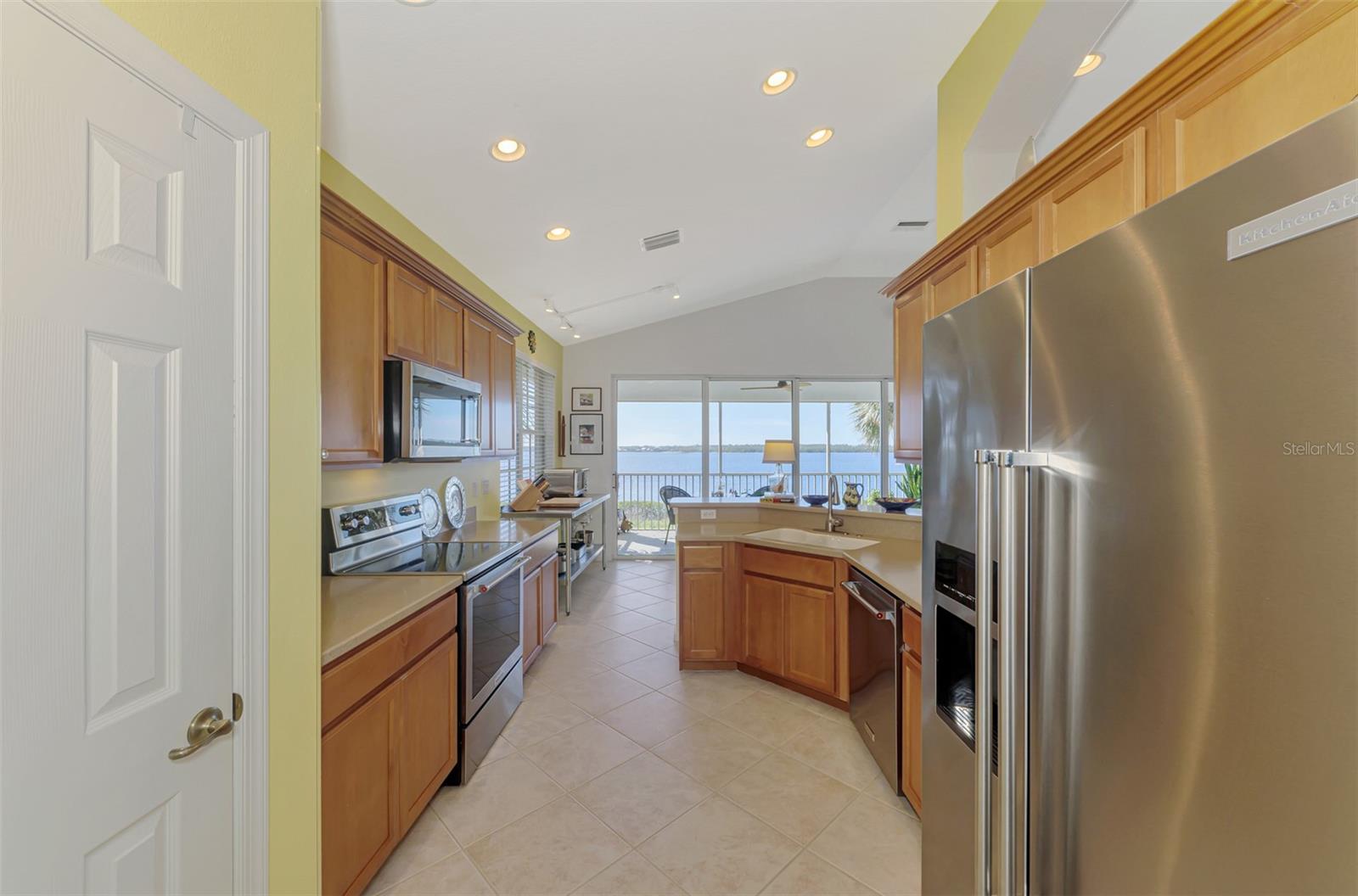 4628 CLUB DR #H201, PORT CHARLOTTE, FL, 33953