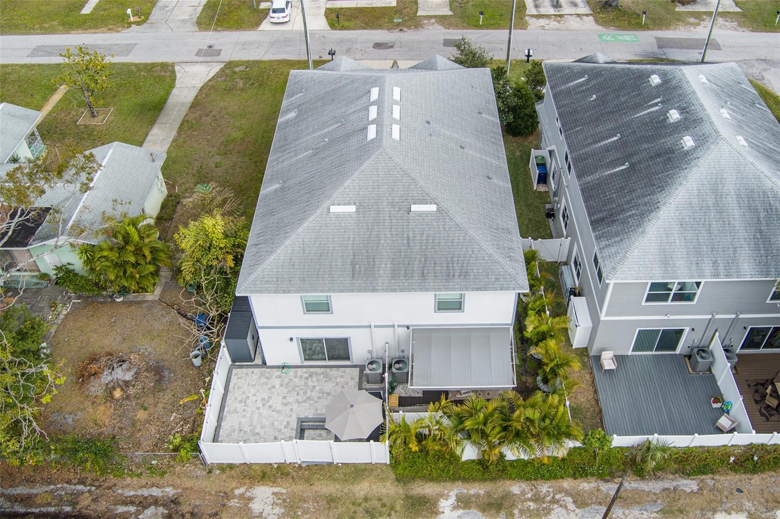 2704 W GRAY ST #B, TAMPA, FL, 33609