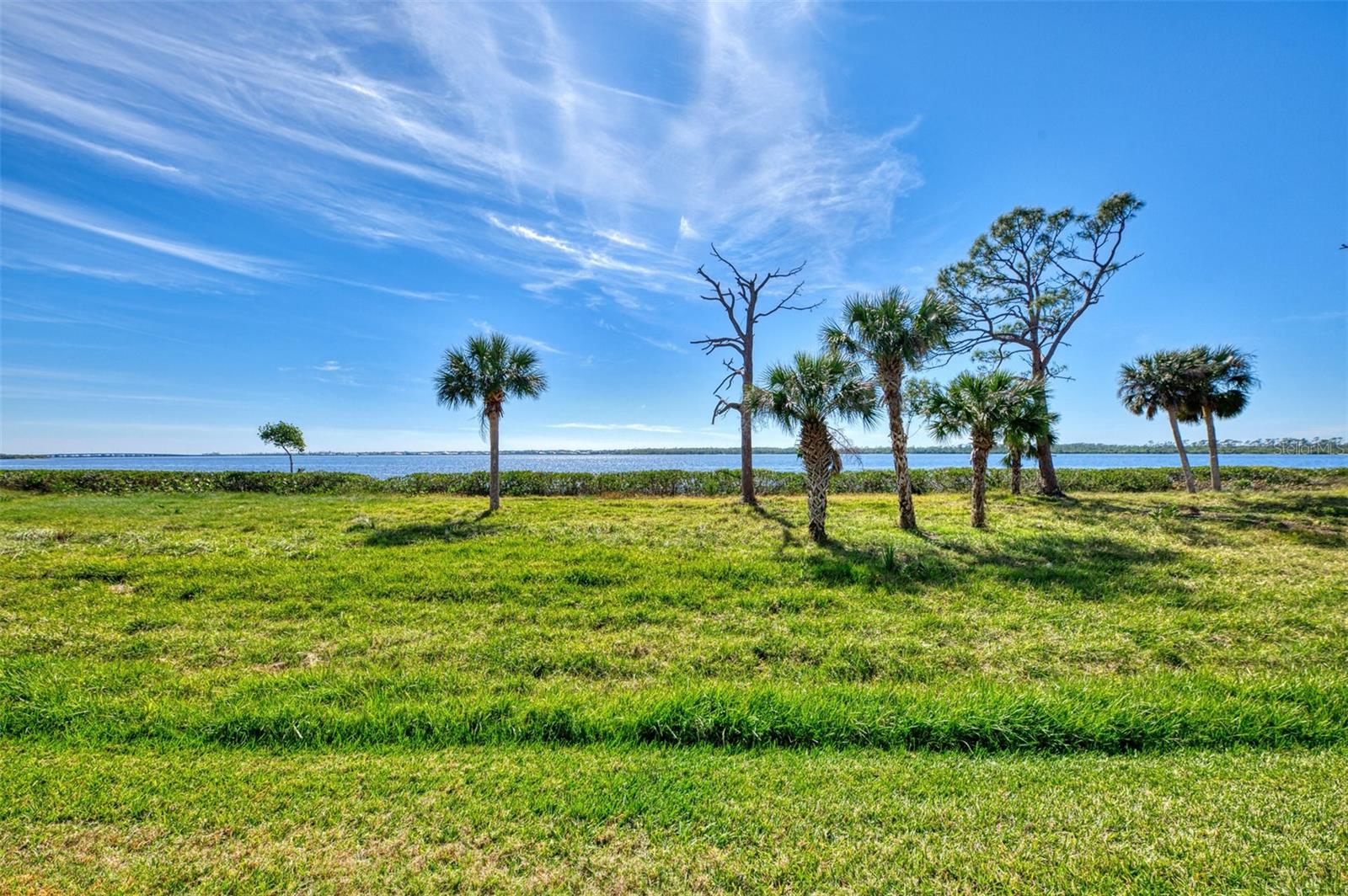 4732 CLUB DR #102, PORT CHARLOTTE, FL, 33953