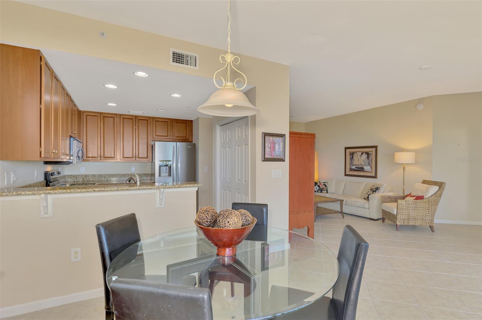 4732 CLUB DR #102, PORT CHARLOTTE, FL, 33953