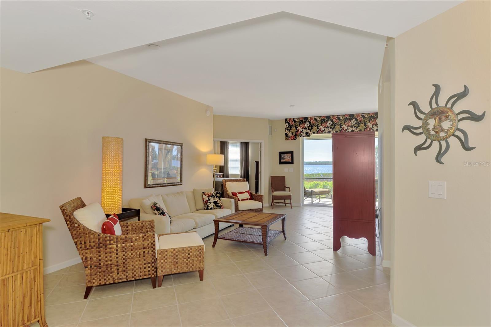 4732 CLUB DR #102, PORT CHARLOTTE, FL, 33953