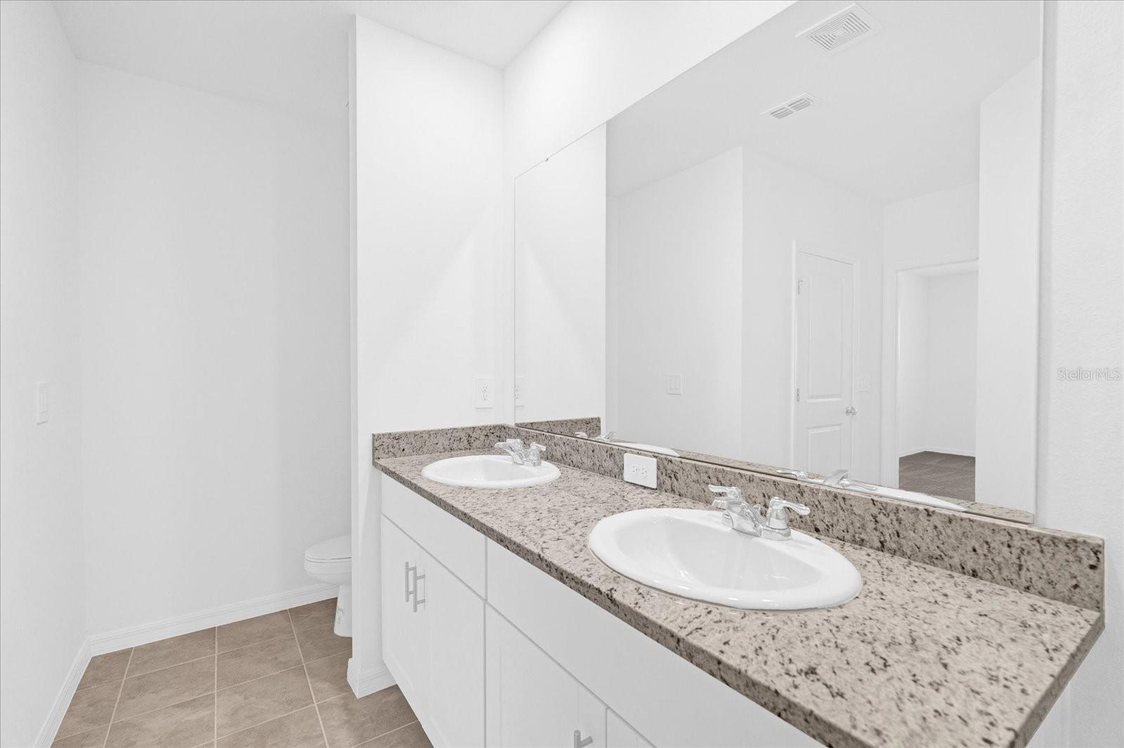 5647 NISPERO WAY, KISSIMMEE, FL, 34758