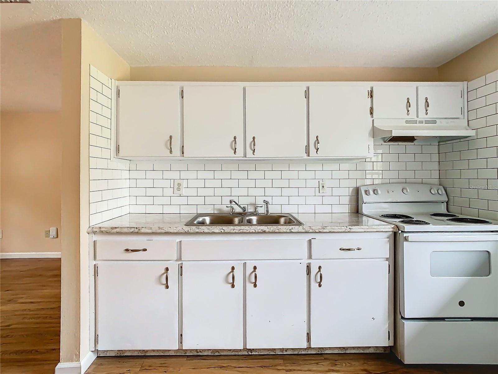 5510 DANIELS RD, TAMPA, FL, 33634