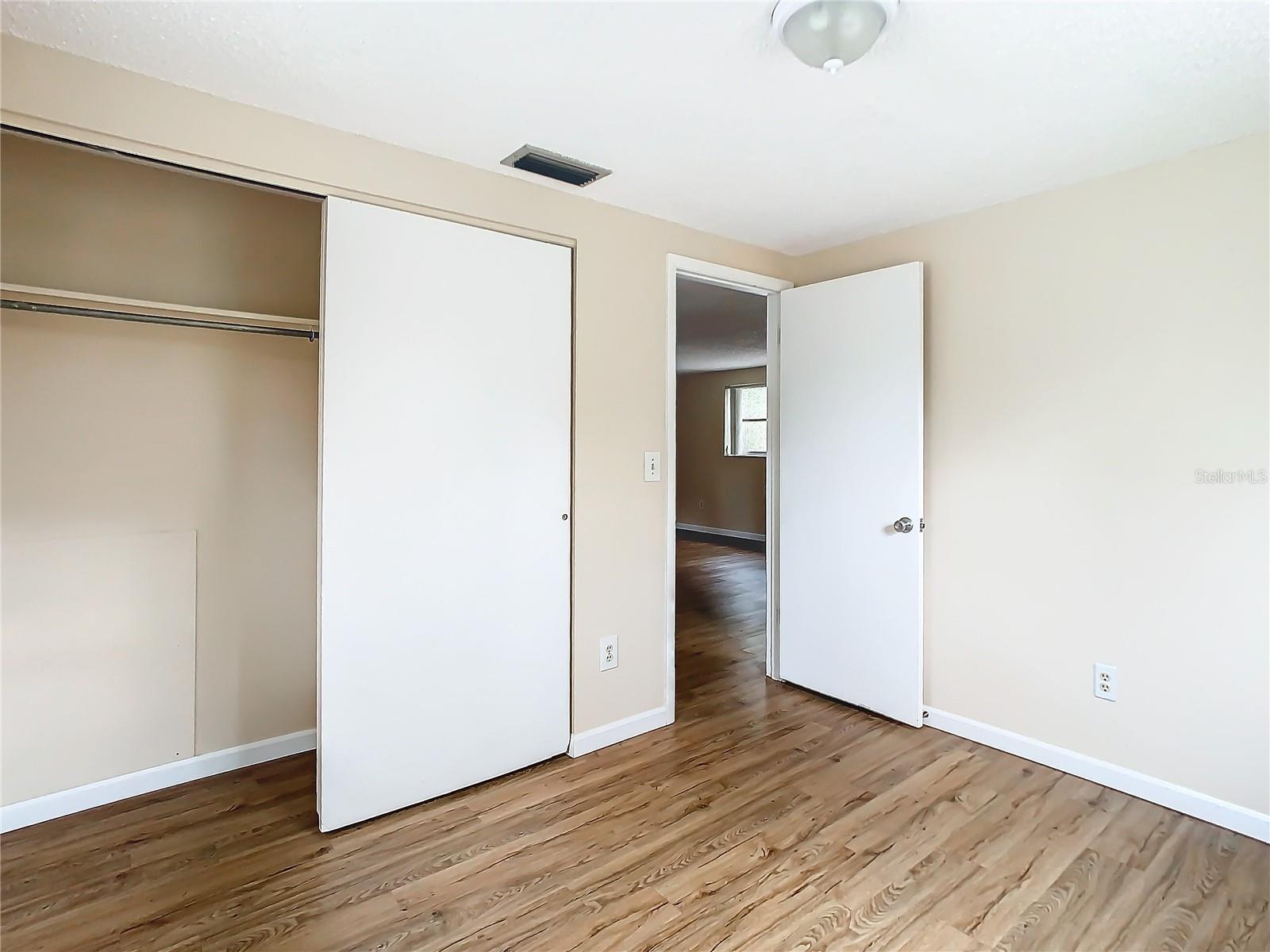 5510 DANIELS RD, TAMPA, FL, 33634