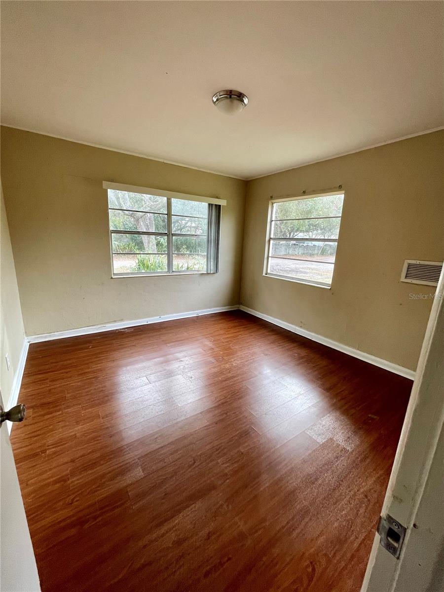 5512 DANIELS RD, TAMPA, FL, 33634