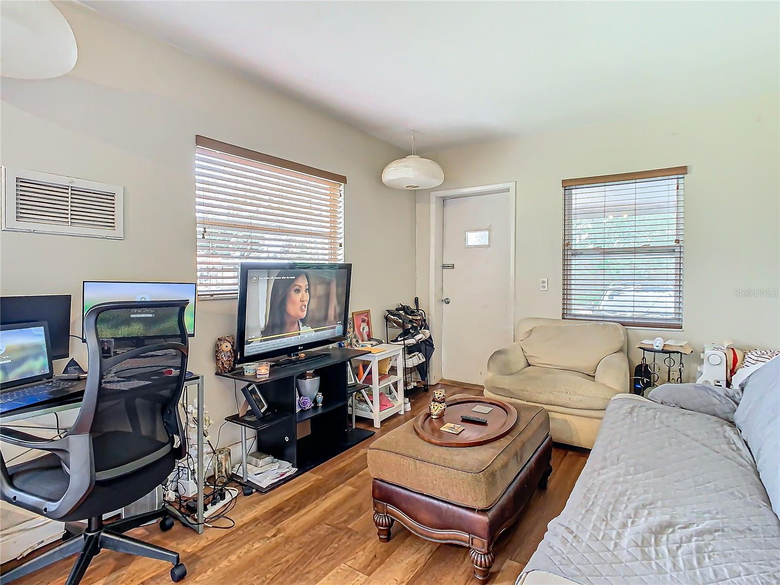 5512 DANIELS RD, TAMPA, FL, 33634