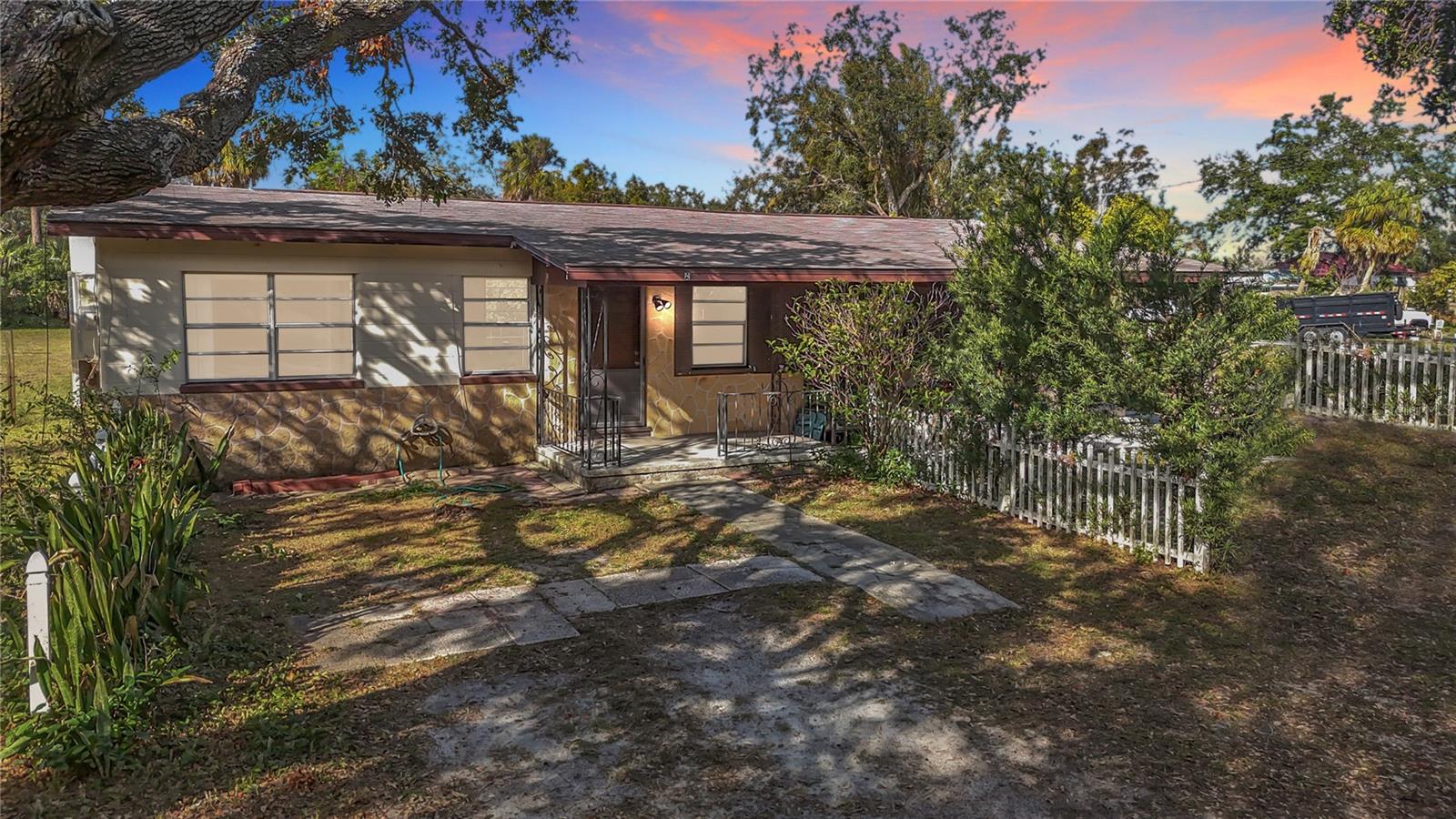 5512 DANIELS RD, TAMPA, FL, 33634